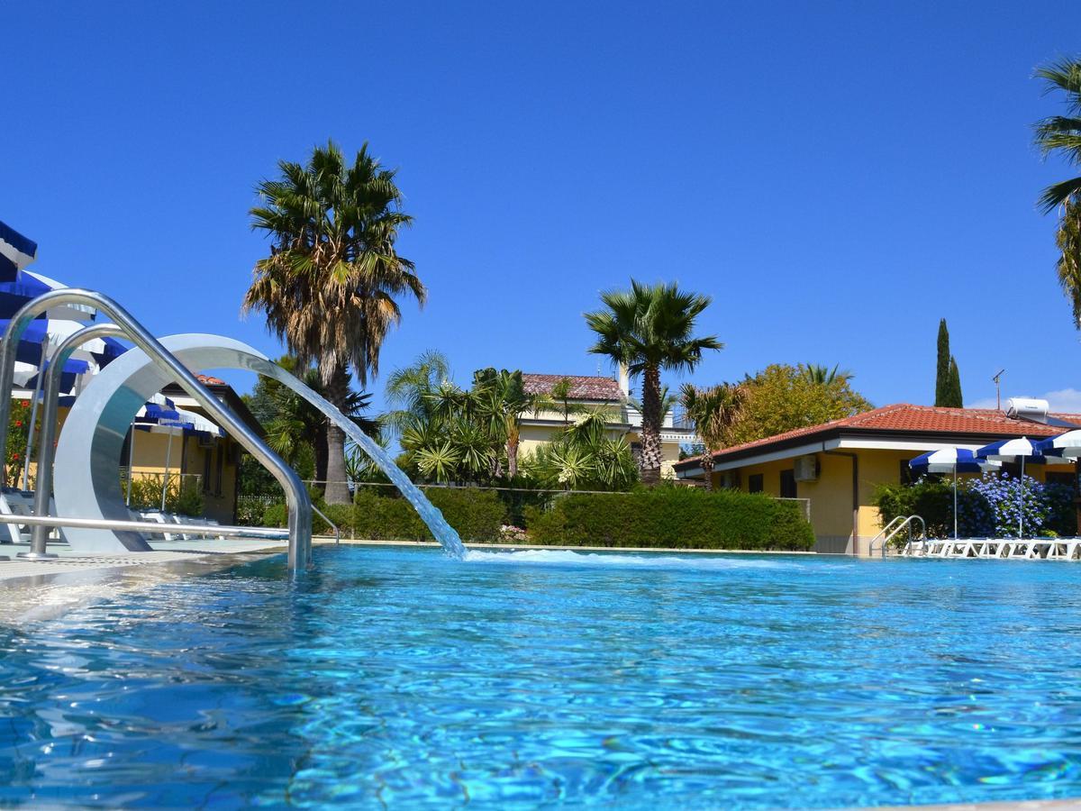 Villaggio Selene Mare Paestum Esterno foto